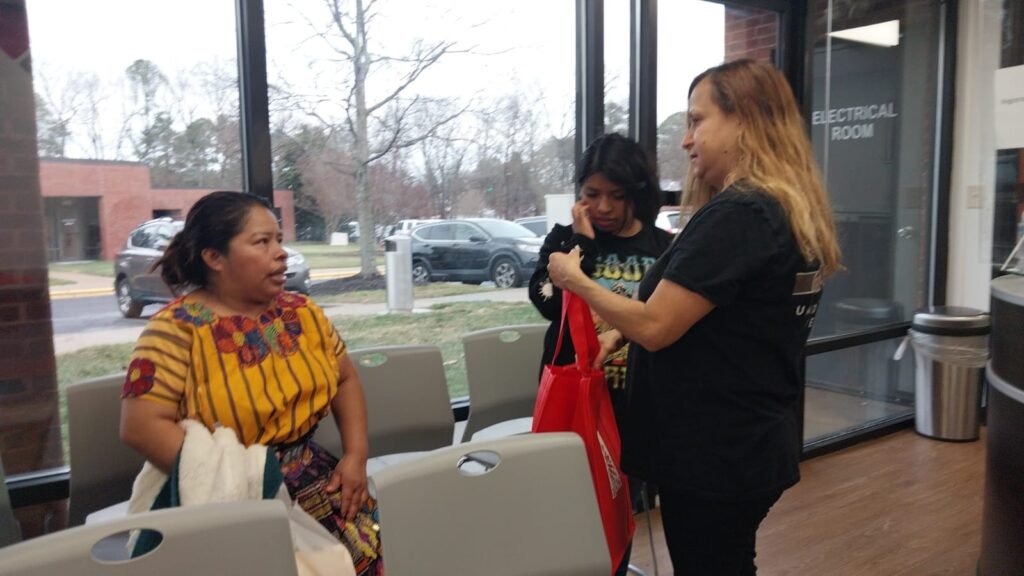 Attention to the public at the Guatemalan Consulate in Raleigh